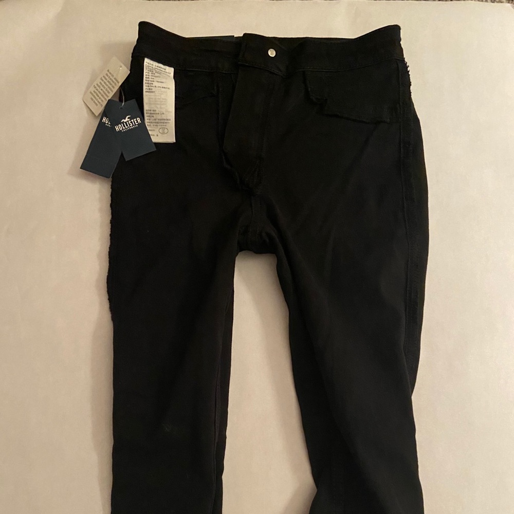 Hollister black high waisted jeggings!!